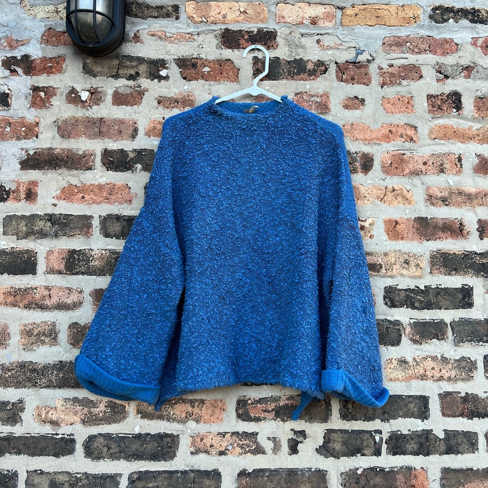 Oversized knit sweater | Free People | Women’s XS | sapphire blue